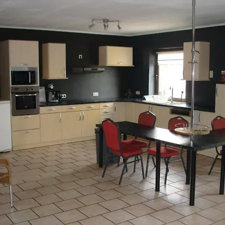 Appartement Courcelles *